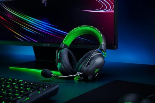 Razer BlackShark V2 - Wired Gaming Headset + USB Sound Card - Image 5