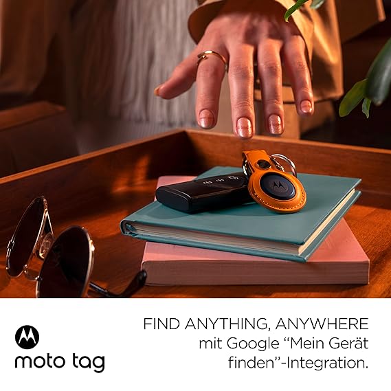 Motorola Moto Tag Smart Tracker, 1 Pack (Android 9+ Compatible, Bluetooth 5.4, IP67 Water Protection, USB-C, Ultra Wideband, Finder for Keys, Luggage and Much More), Starlight Blue - Image 2